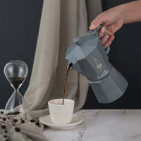Cafeteira Italiana Bialetti Moka Exclusive Induction Cinza