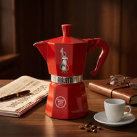 Cafeteira Italiana Bialetti Moka Express Omino Vermelha 6 Xícaras